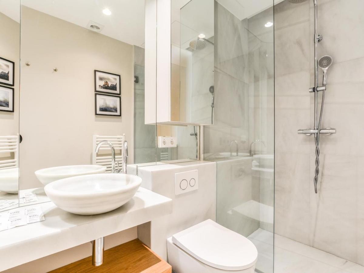 Apartamento Reformado En La Calle Pez Alquiler Temporal Madrid Luaran gambar